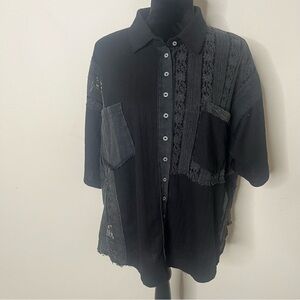 POL‎ Women’s Black Mixed Media Waffle Knit Lace Short Sleeve Button Up Top Sz S